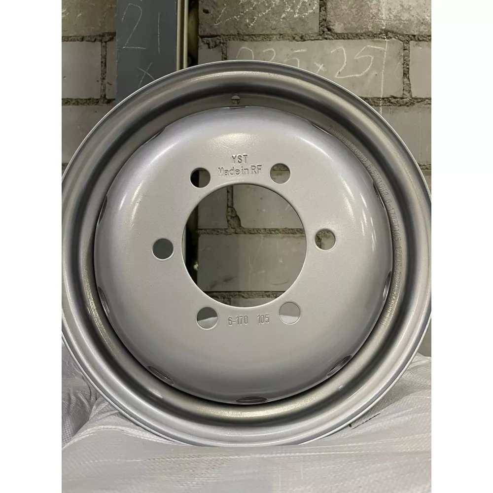 Диск 5,50х16  TREBL ET-105 PCD 6x170 D 130 в Верхнеуральске