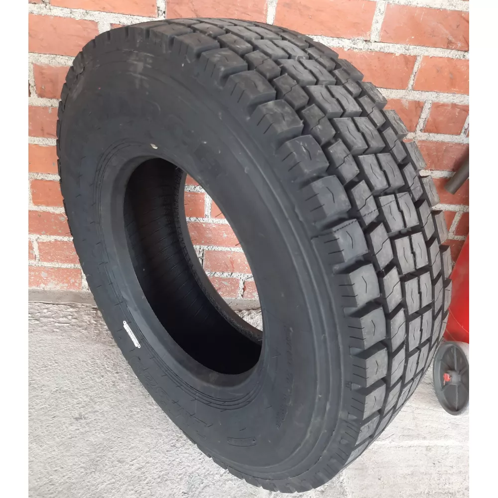 Грузовая шина 305/70 R19,5 Long March LM-329 18PR в Верхнеуральске